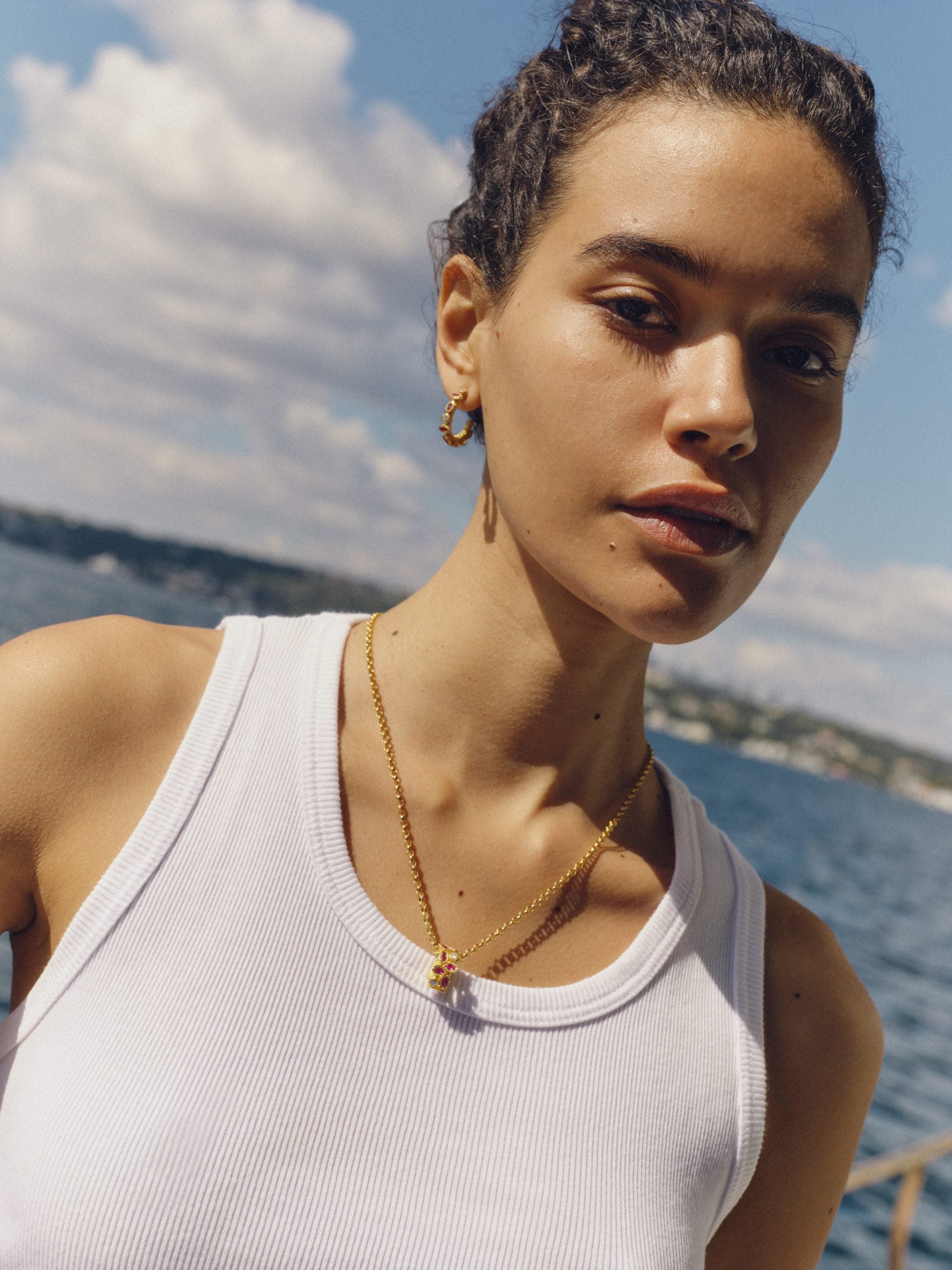 AMELIA TWIST